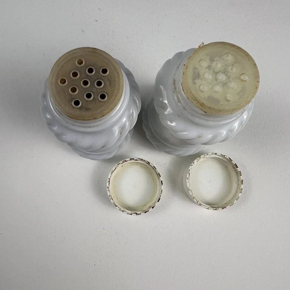 Vintage Milk Glass Salt and Pepper Shakers Set White Rope Twist Farmhouse Decor